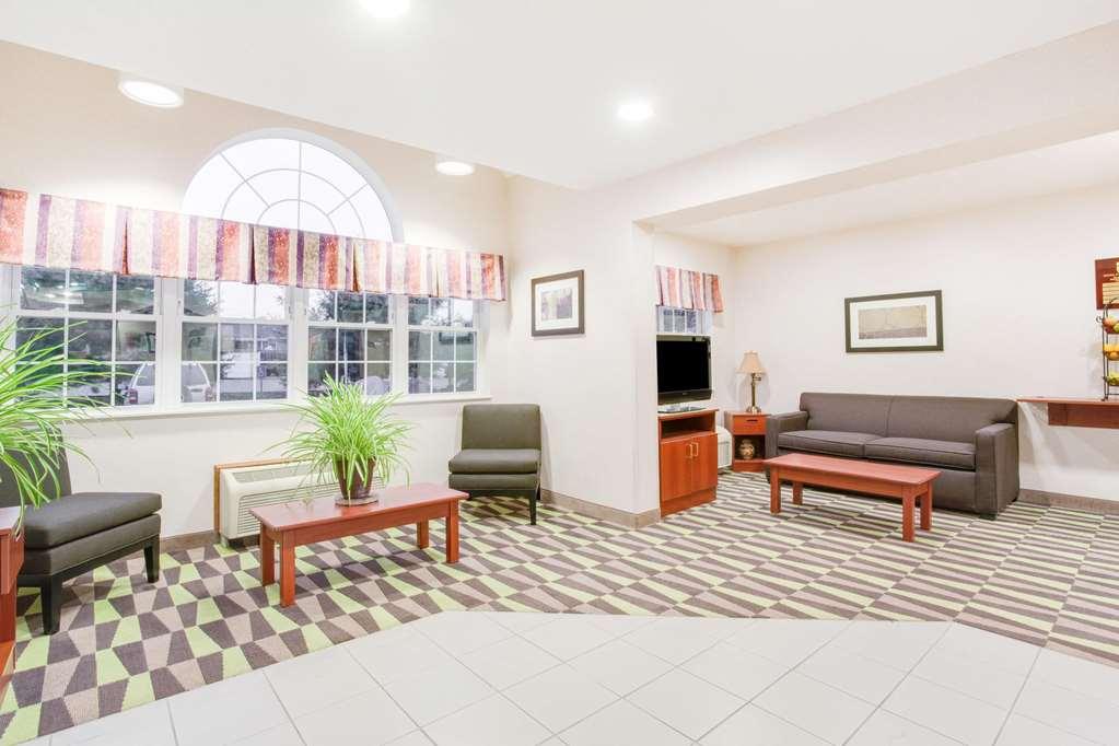 Microtel Inn & Suites By Wyndham Olean Interieur foto