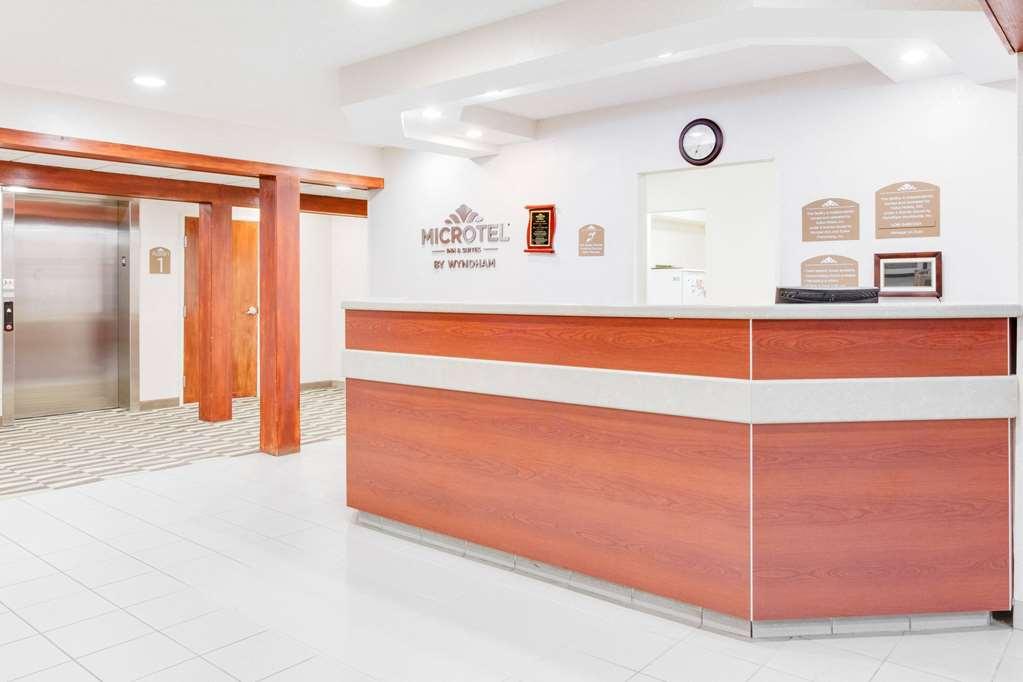 Microtel Inn & Suites By Wyndham Olean Interieur foto